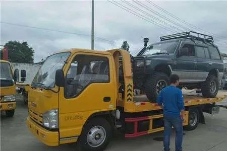 新疆高速公路补胎电话,24小时汽车救援电话